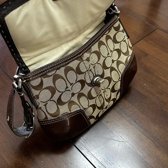 Coach bag - Picture 2 of 8